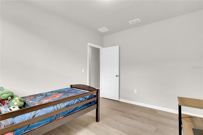 Image No.9-Propriété de 4 chambres à vendre à Clermont