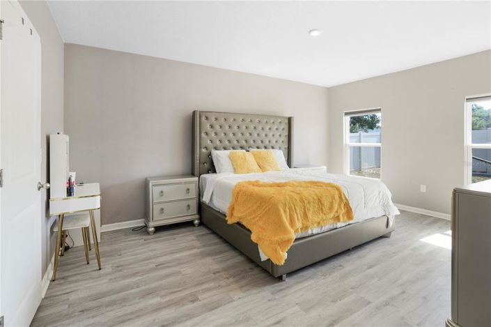 Image No.12-Propriété de 4 chambres à vendre à Davenport