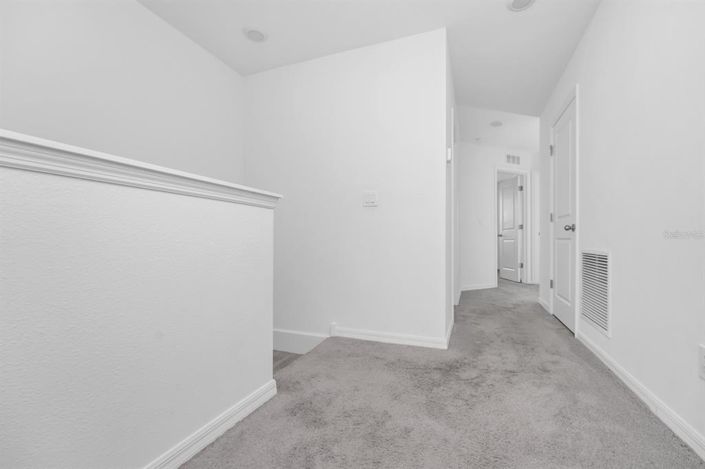 Image No.13-3 Bed Townhouse for sale