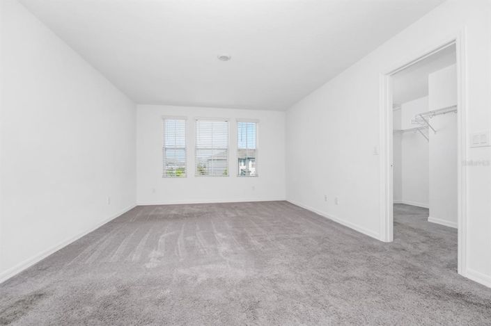 Image No.15-3 Bed Townhouse for sale