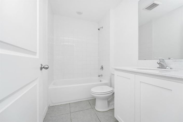 Image No.23-3 Bed Townhouse for sale