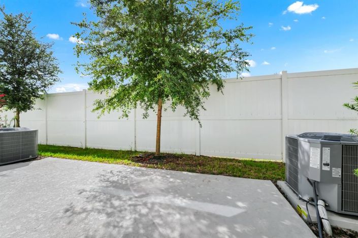 Image No.27-3 Bed Townhouse for sale