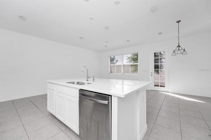 Image No.7-3 Bed Townhouse for sale