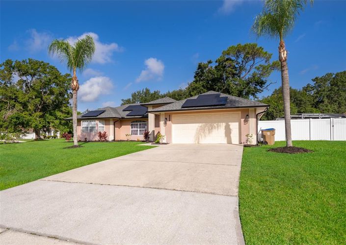 Image No.2-5 Bed Property for sale