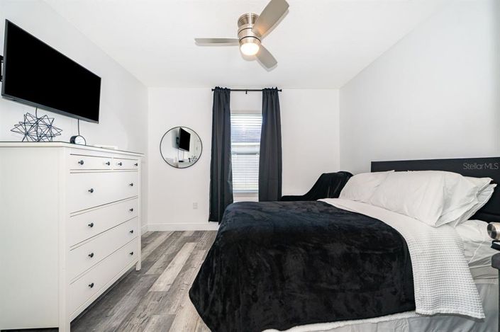 Image No.17-4 Bed Property for sale