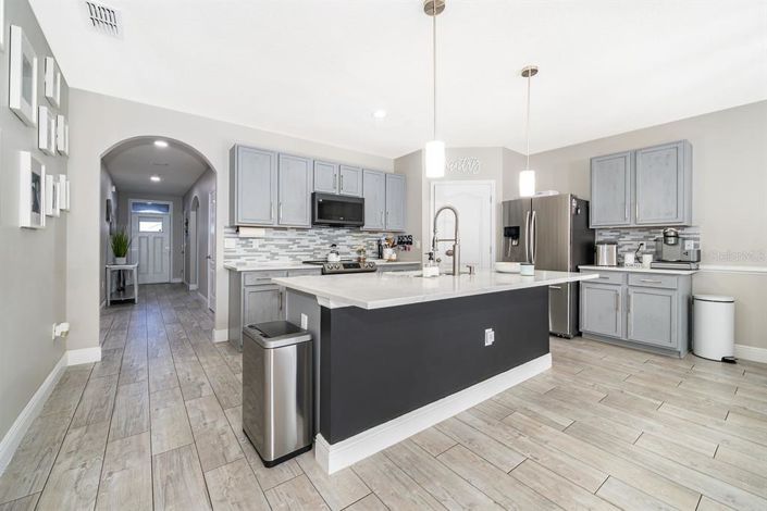 Image No.8-4 Bed Property for sale