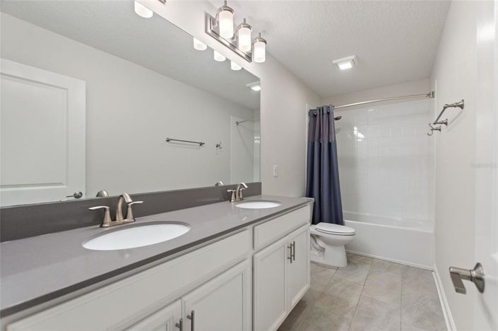 Image No.39-6 Bed Property for sale