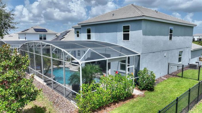 Image No.55-6 Bed Property for sale