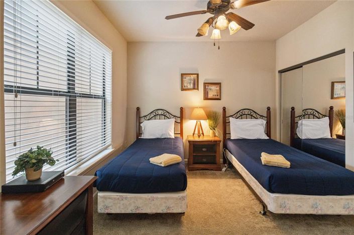 Image No.10-3 Bed Property for sale