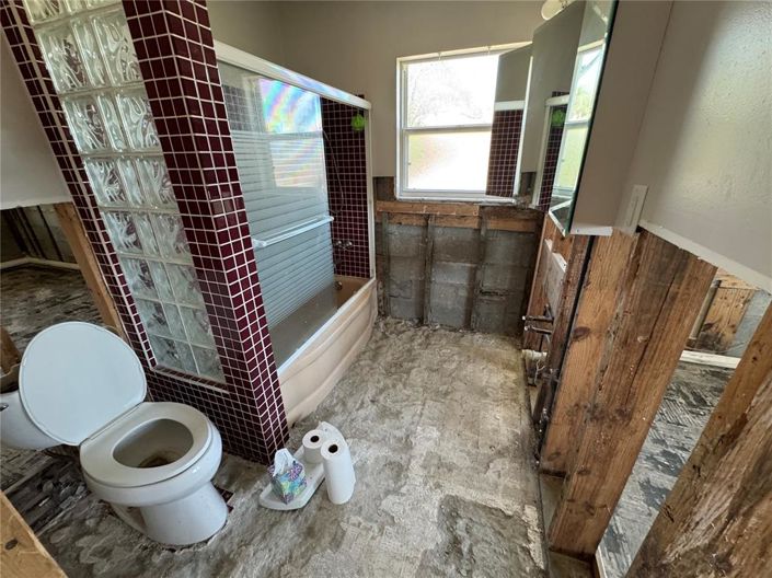 Image No.15-3 Bed Property for sale