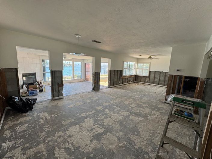 Image No.7-3 Bed Property for sale