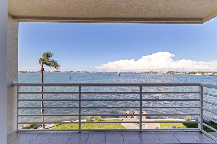 Image No.2-Propriété de 2 chambres à vendre à Floride