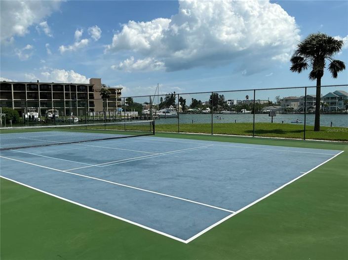 Image No.26-3 Bed Property for sale