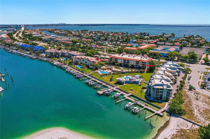 Image No.12-3 Bed Property for sale