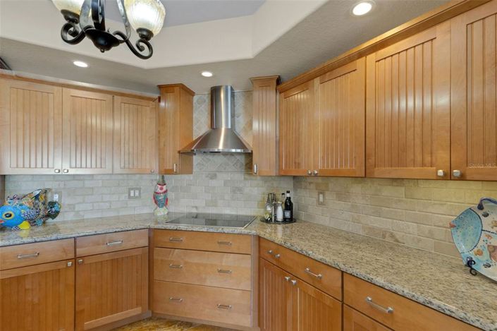 Image No.17-3 Bed Property for sale