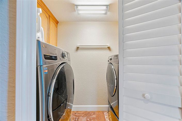 Image No.26-3 Bed Property for sale