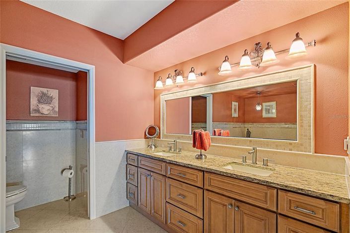 Image No.34-3 Bed Property for sale