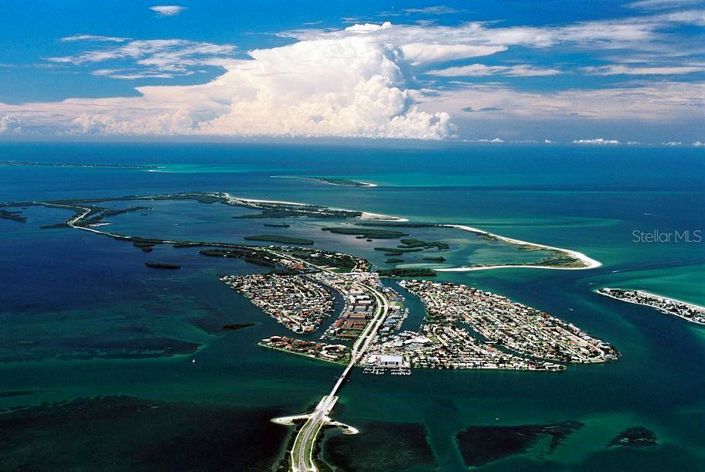 Image No.43-3 Bed Property for sale