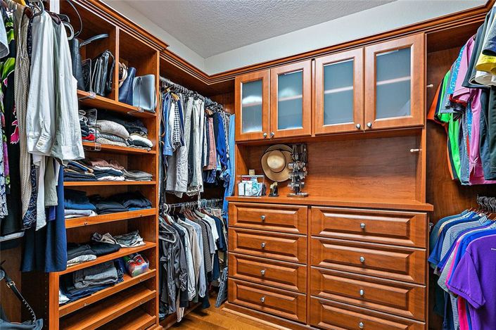 Image No.49-3 Bed Property for sale