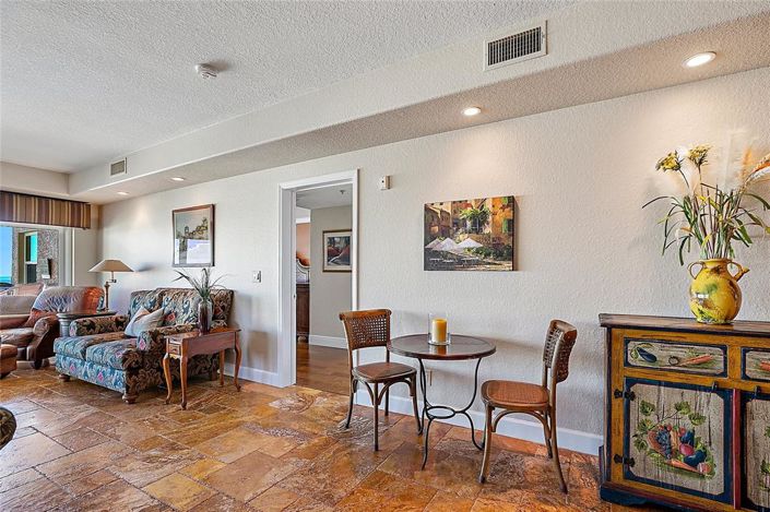 Image No.5-3 Bed Property for sale