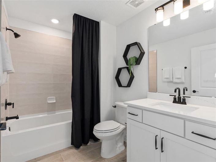 Image No.38-4 Bed Property for sale