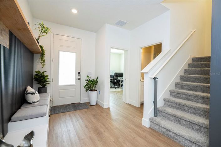 Image No.12-5 Bed Property for sale