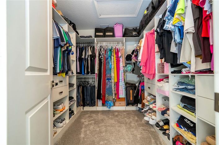 Image No.22-5 Bed Property for sale