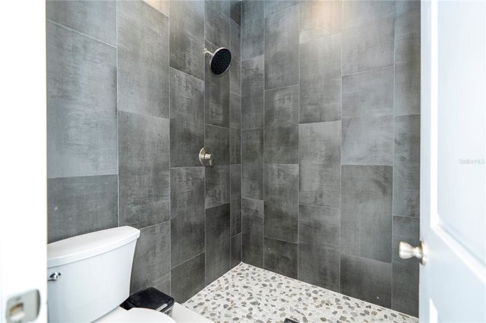 Image No.32-5 Bed Property for sale