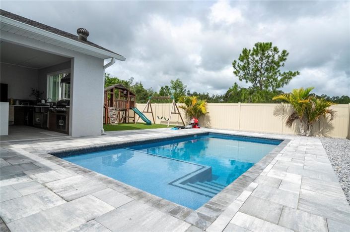 Image No.54-5 Bed Property for sale