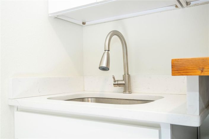 Image No.58-5 Bed Property for sale