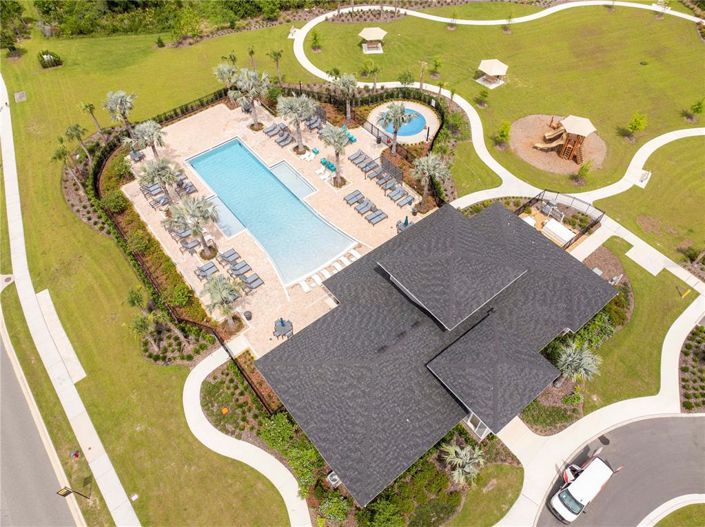 Image No.68-5 Bed Property for sale