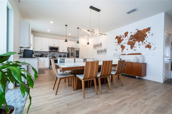 Image No.7-5 Bed Property for sale