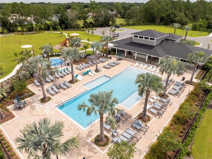 Image No.72-5 Bed Property for sale