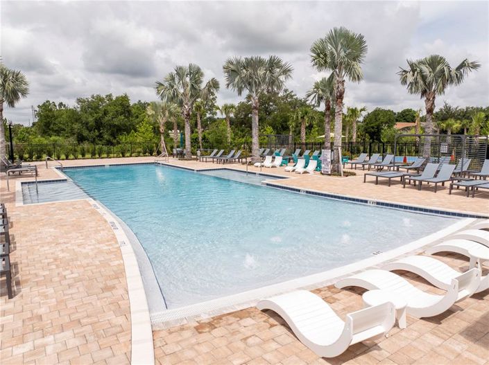 Image No.76-5 Bed Property for sale