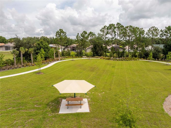 Image No.82-5 Bed Property for sale