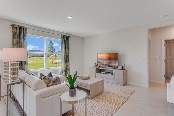 Image No.11-5 Bed Property for sale