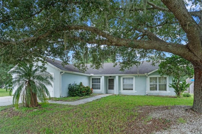 Image No.2-Propriété de 3 chambres à vendre à Davenport