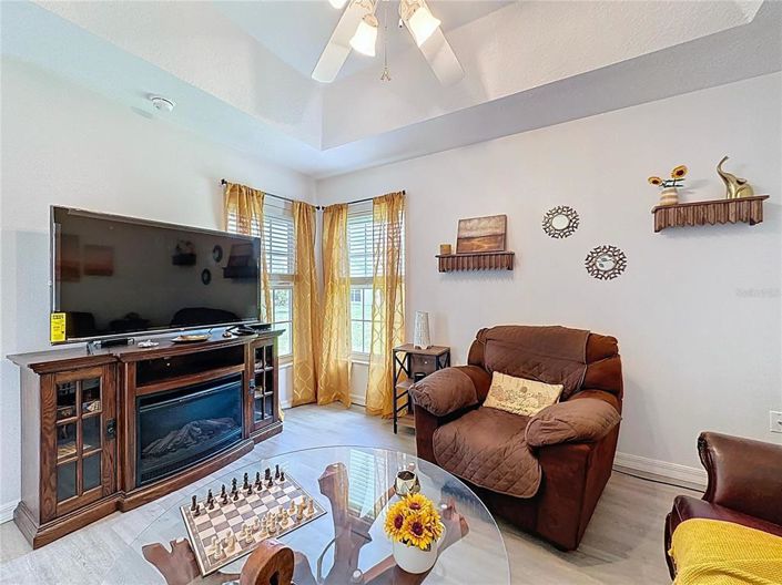 Image No.33-2 Bed Property for sale