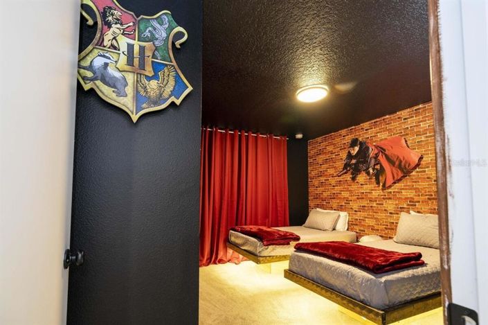 Image No.21-3 Bed Townhouse for sale