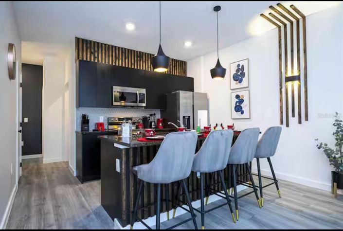 Image No.3-3 Bed Townhouse for sale