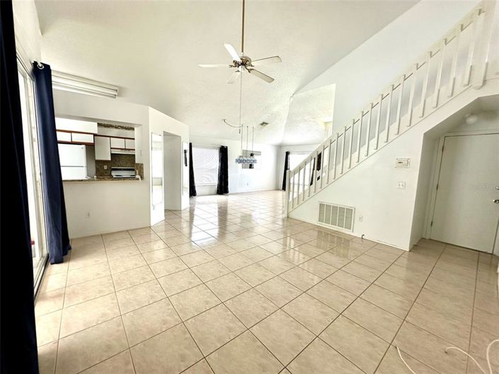 Image No.13-3 Bed Property for sale