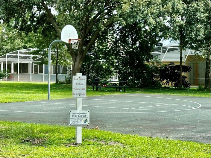 Image No.29-3 Bed Property for sale