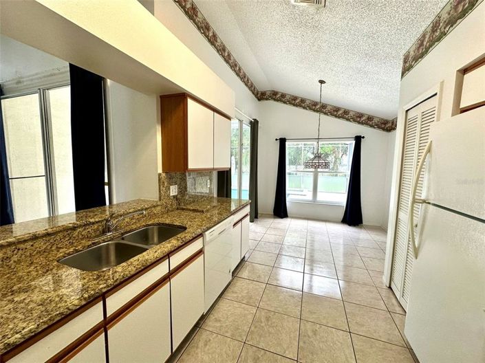 Image No.6-3 Bed Property for sale