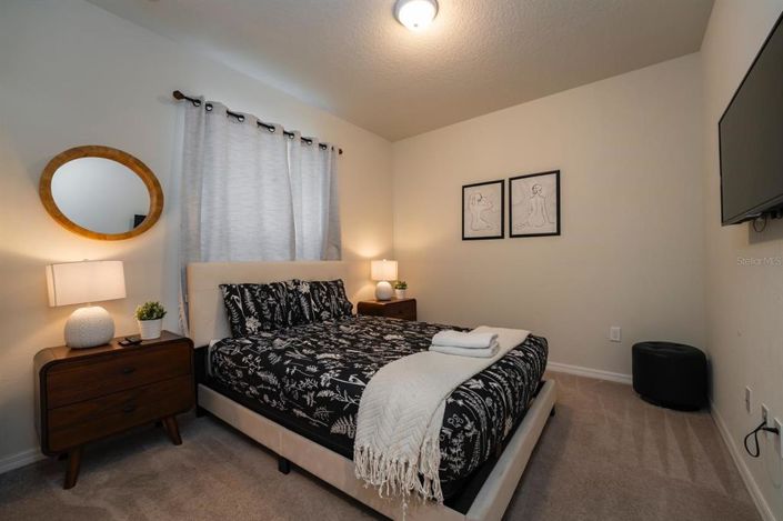 Image No.16-5 Bed Townhouse for sale