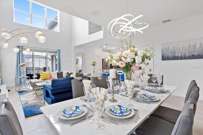 Image No.12-5 Bed Property for sale