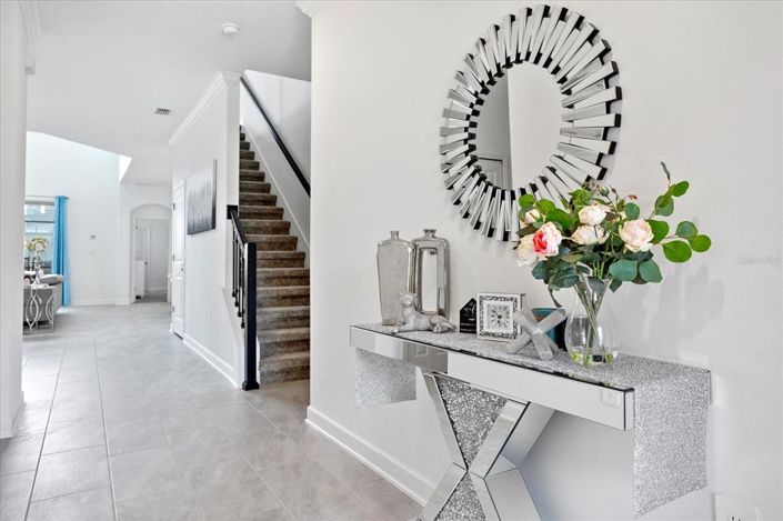 Image No.2-5 Bed Property for sale