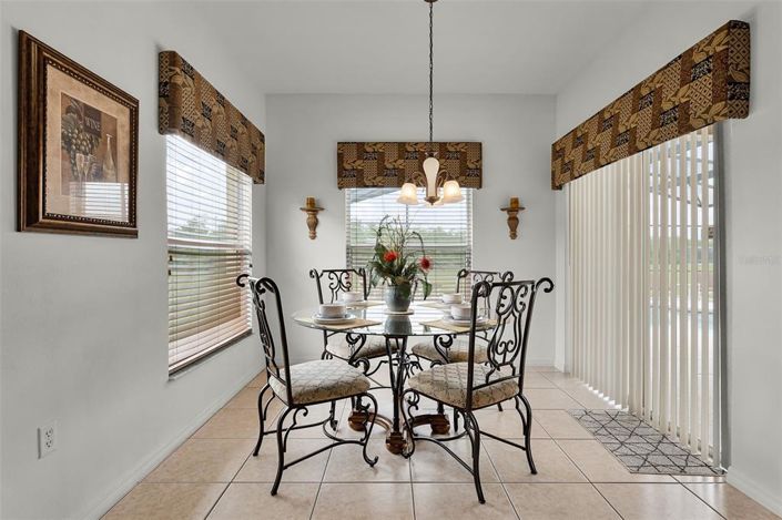 Image No.12-Propriété de 5 chambres à vendre à Davenport