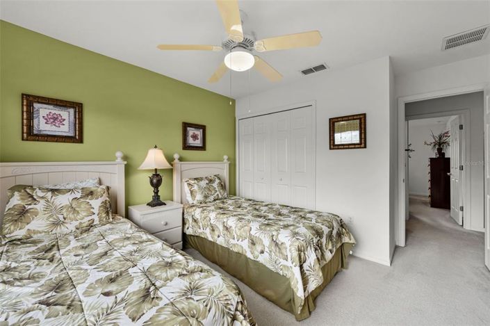 Image No.28-5 Bed Property for sale