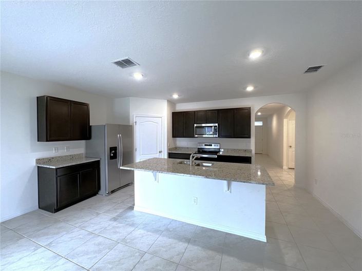 Image No.8-Propriété de 4 chambres à vendre à Davenport