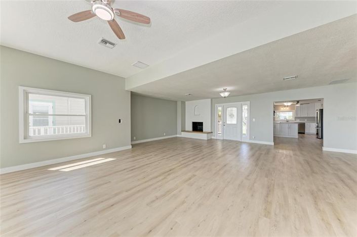 Image No.13-4 Bed Property for sale